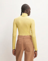 The Luxe Rib Turtleneck | Raffia