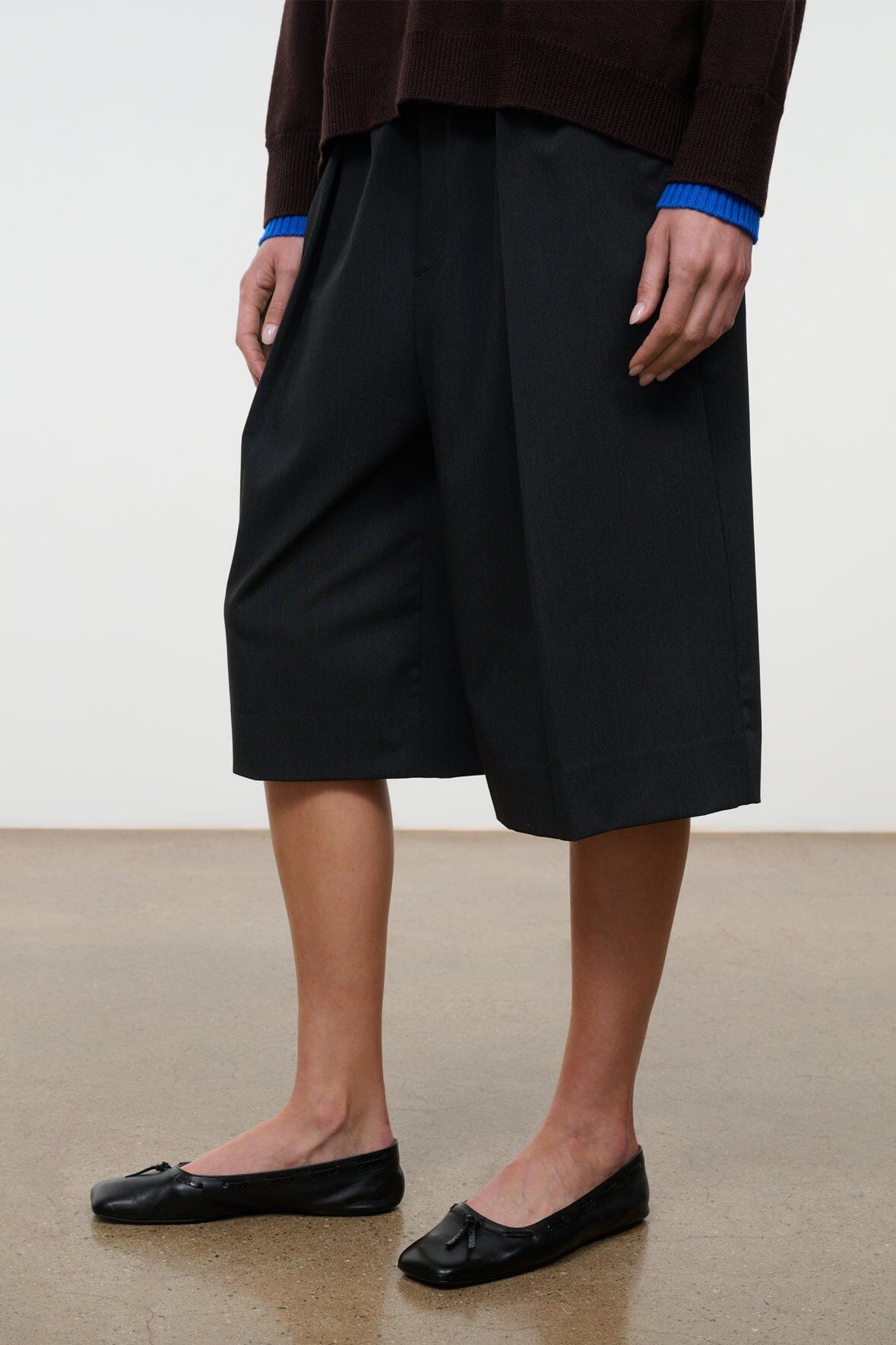 Milo Flat | Black