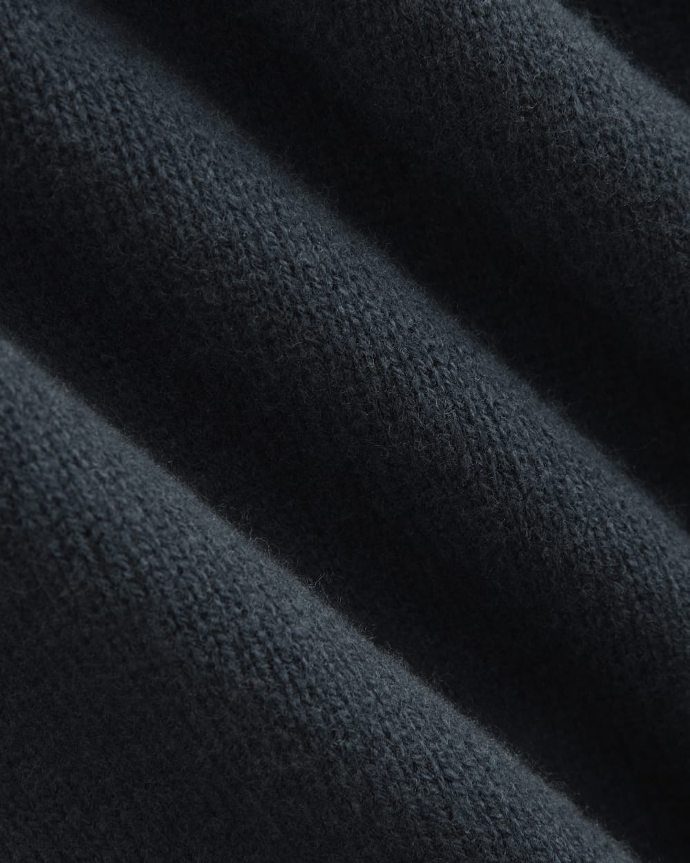 V-Neck Sweater in Extrafine Luxe Merino | Navy