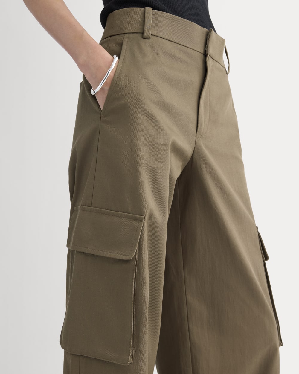 Wide-Leg Cargo Trouser in Buttersmooth | Deep Taupe