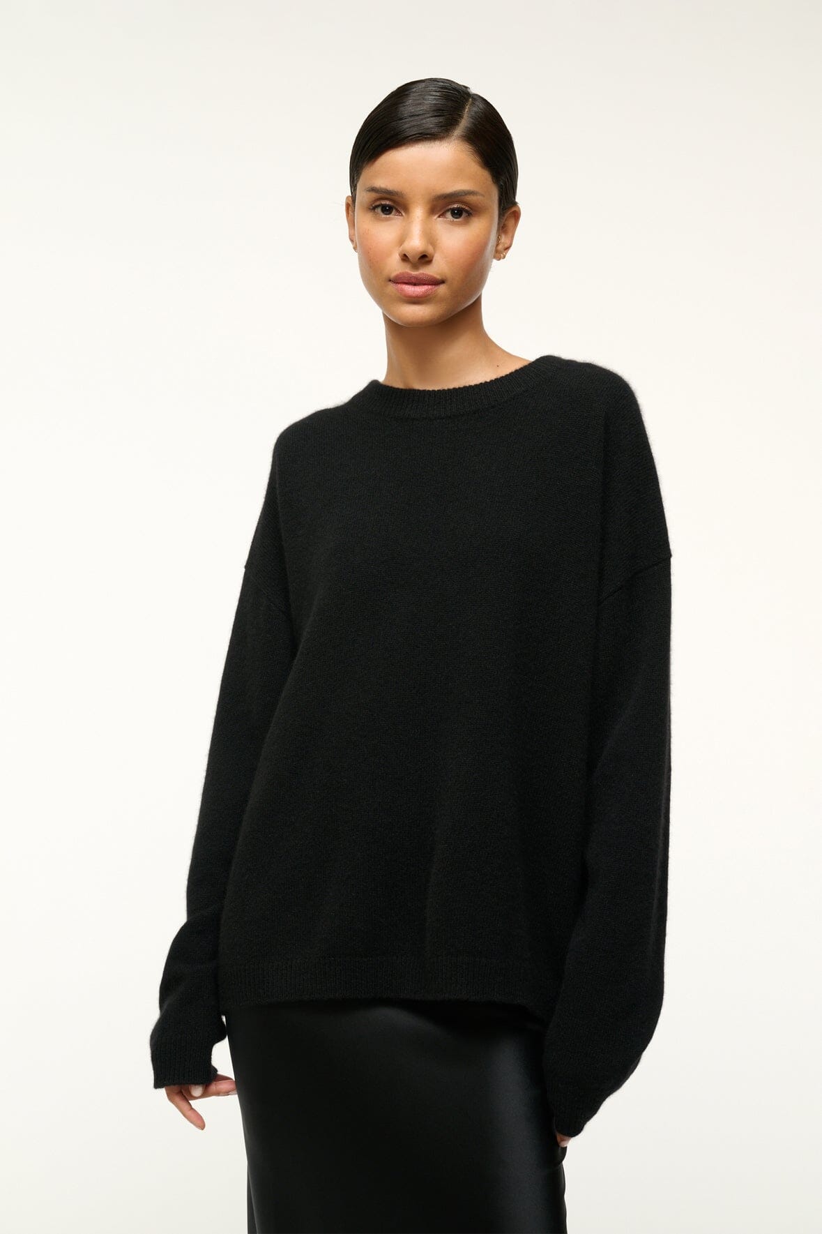 Serrano Cashmere Relaxed Crew | Black