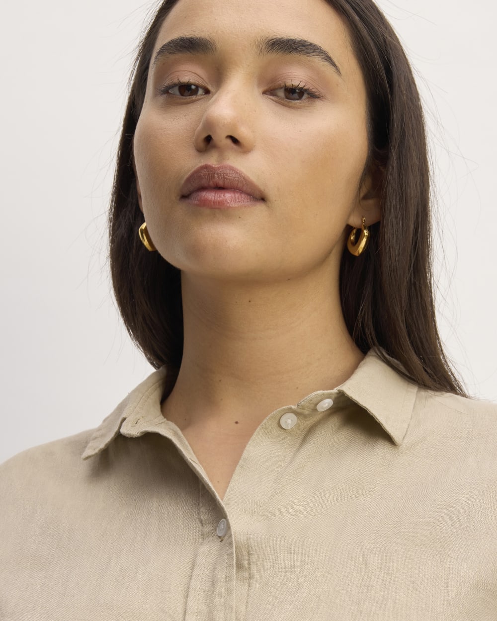 The Must-Have Shirt in Linen | Trench Coat Khaki