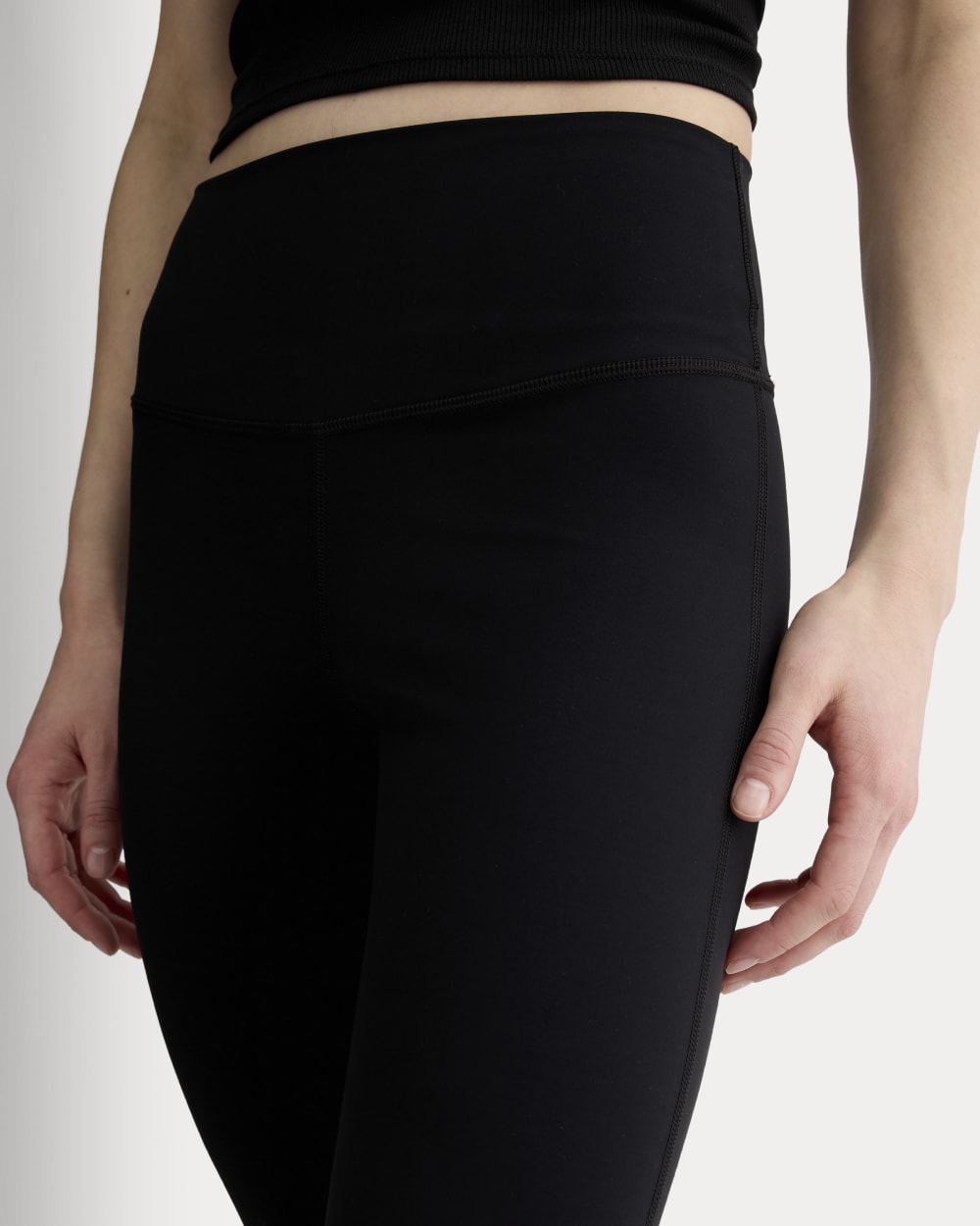 The Perform Flare Legging | Black