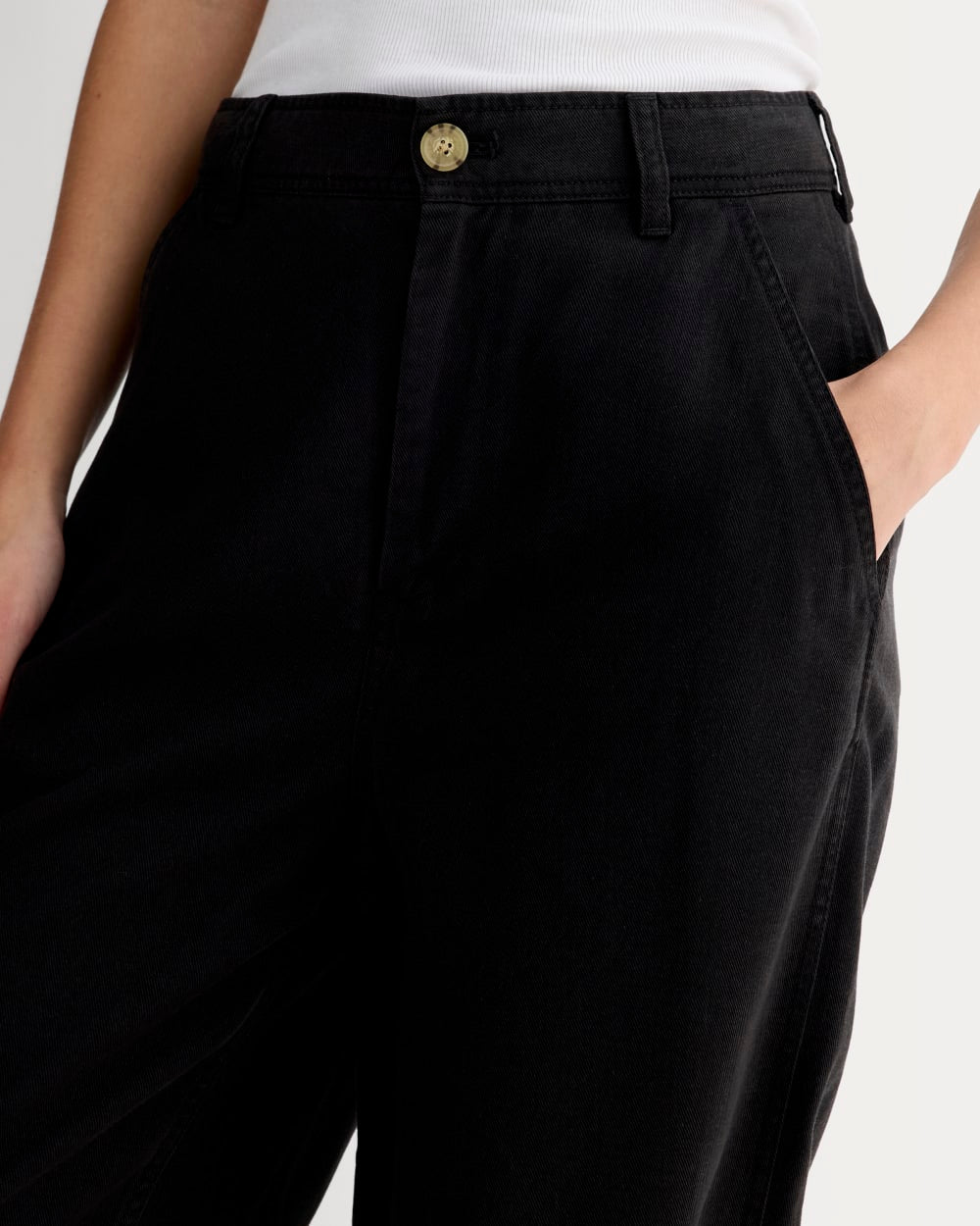 The Chino in Buttersoft | Black