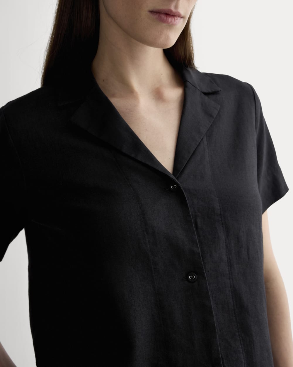 The Notch Shirt in Linen | Black