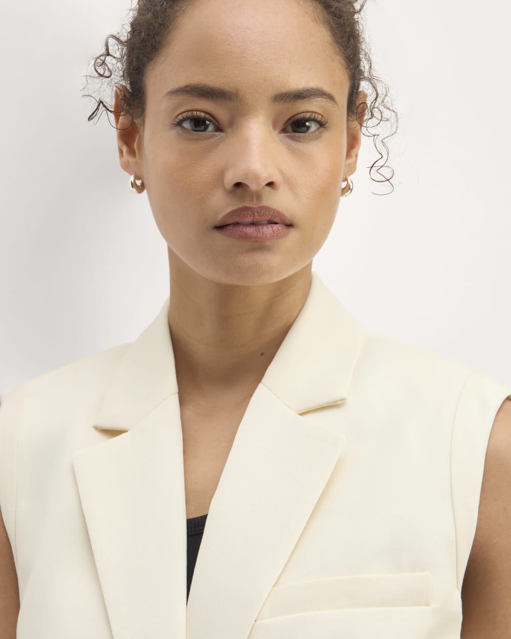 The Sleeveless Blazer in Buttersmooth | Canvas
