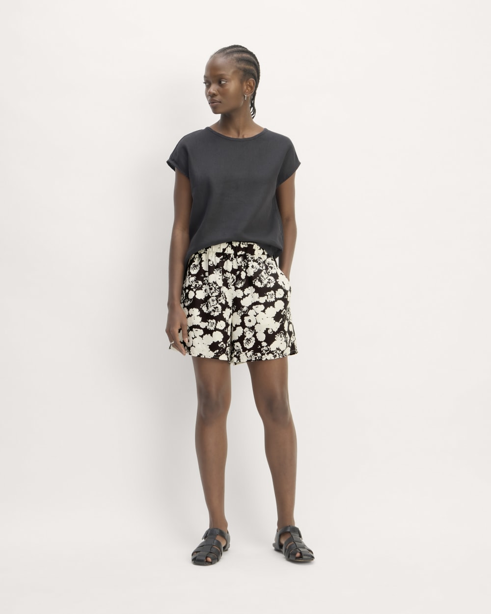 The Linen Easy Short | Black / Bone Floral