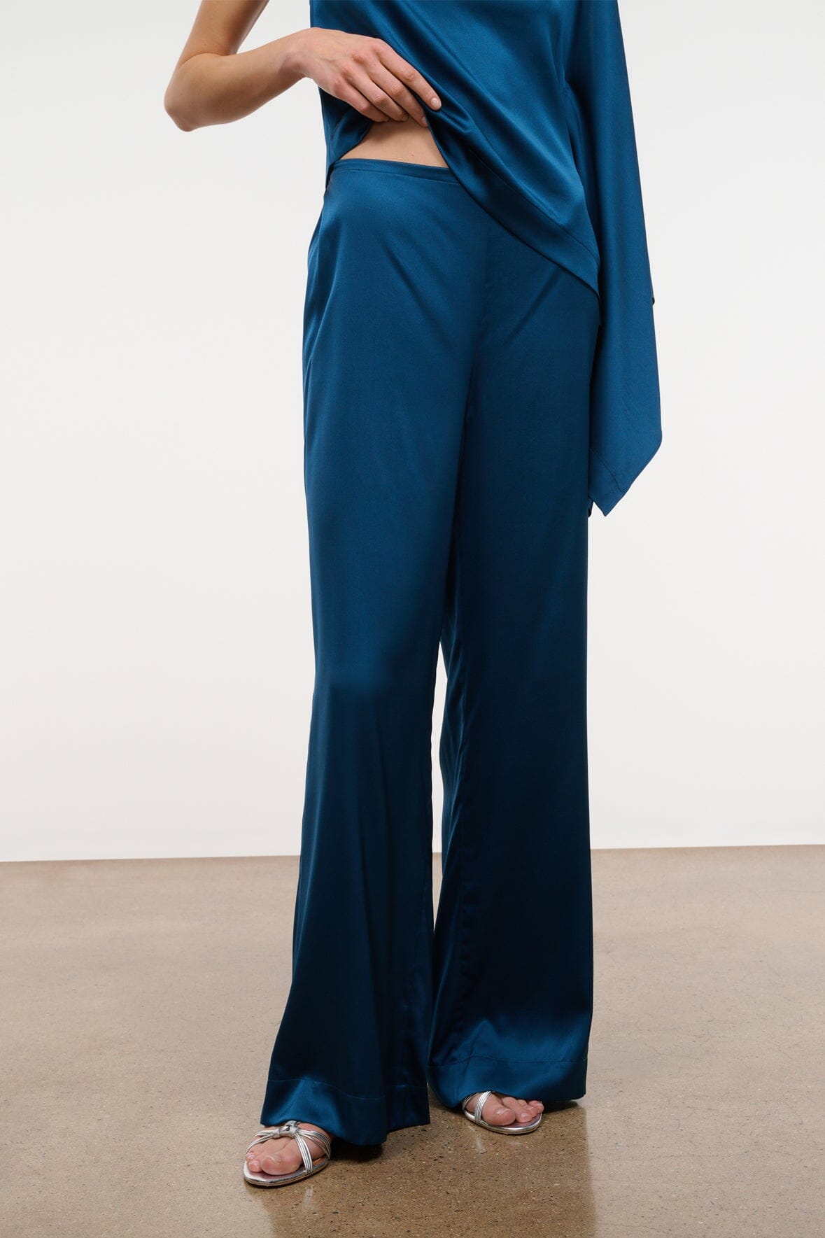 Stroll Silk Pant | Harbor