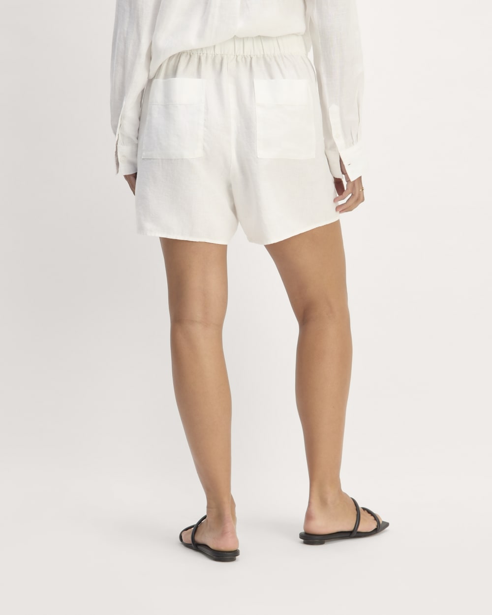 The Linen Easy Short | White