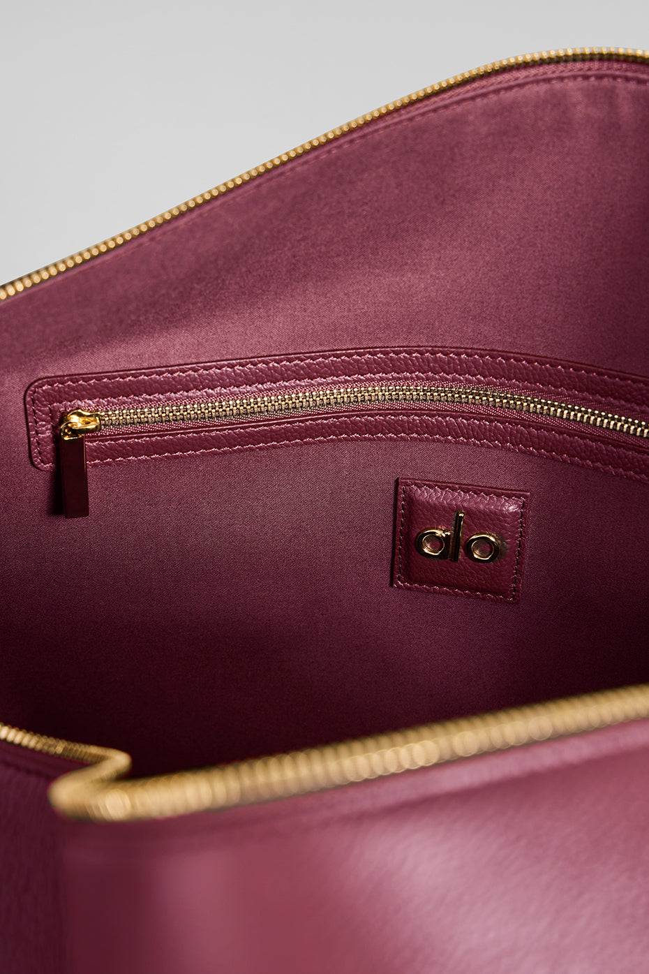 ALO Voyage Duffle - Bordeaux Leather