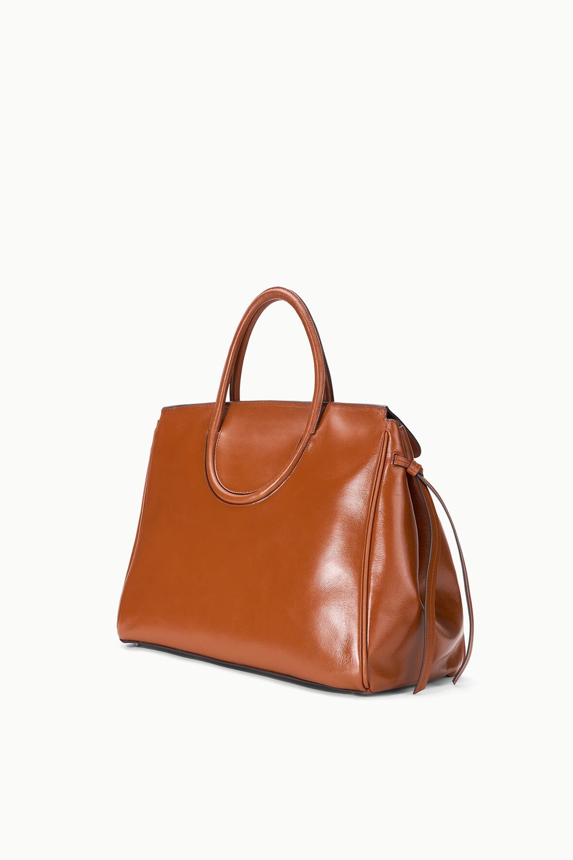 Maude Carryall | Tabac