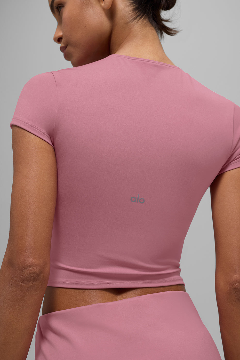 ALO Softsculpt Precision Short Sleeve Top - Pink Wild Rose