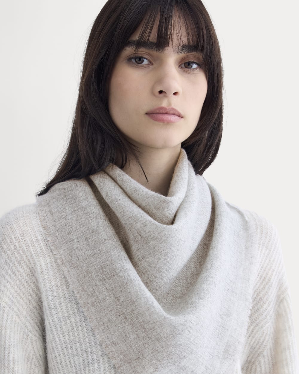 The Feather Cashmere Bandana | Heathered Grey