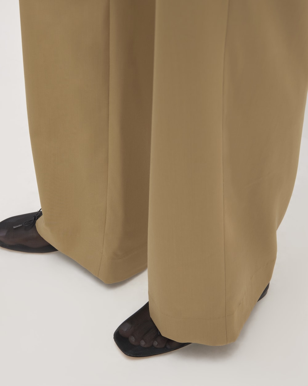 The Italian Wool Way-High® Drape Pant | Camel