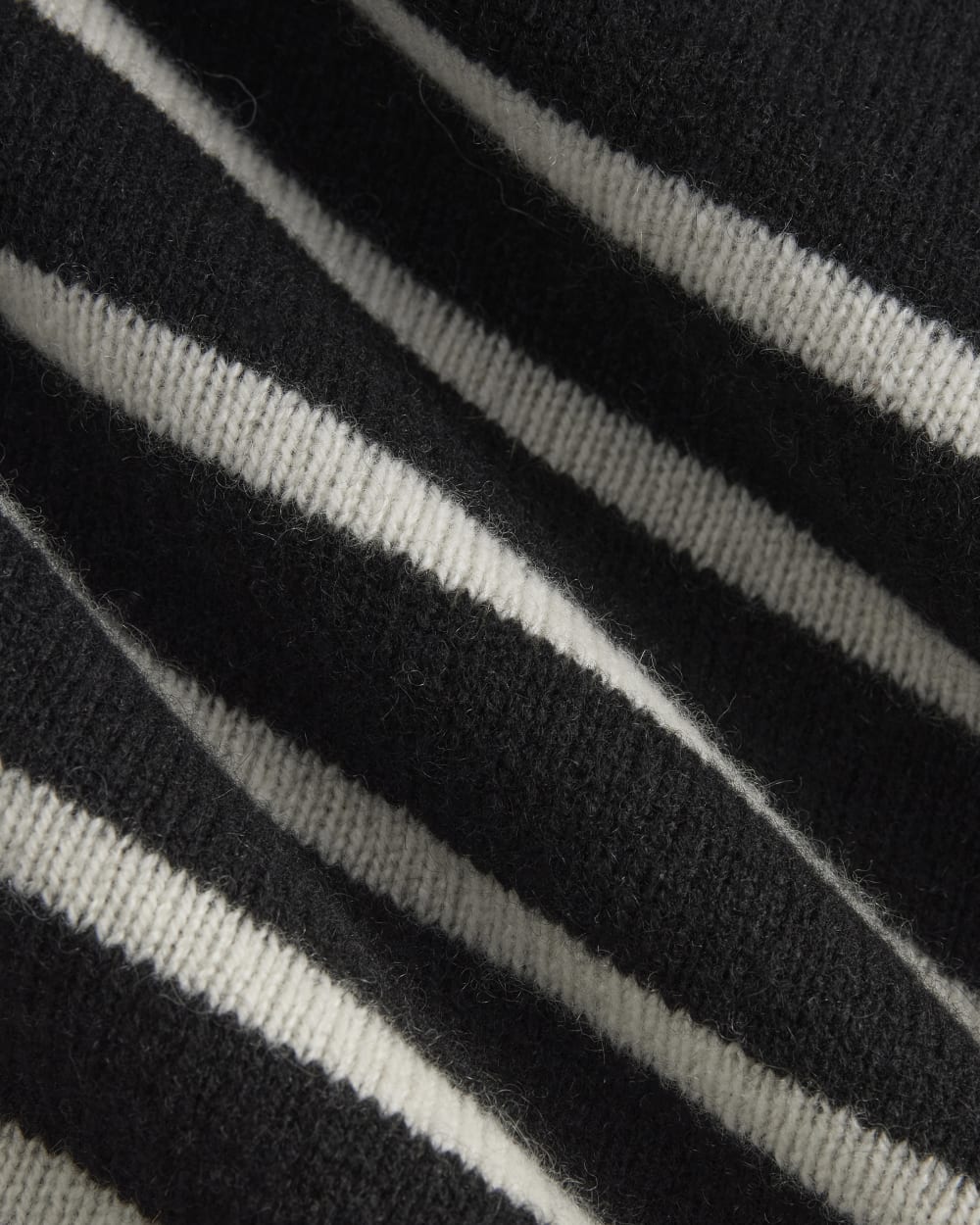 The Boxy Crew in Cashmere | Black / Bone