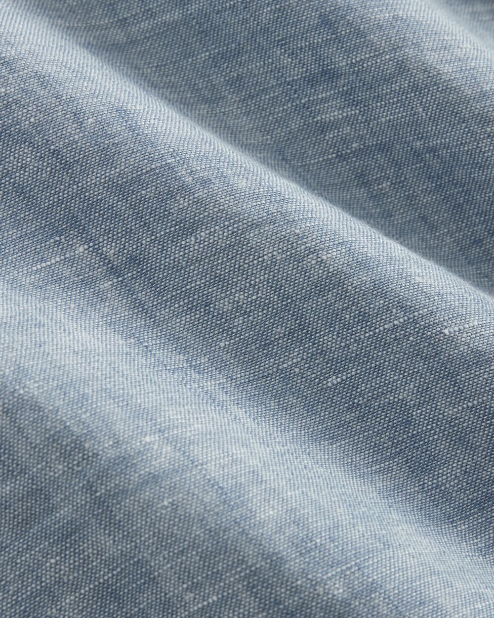 The Must-Have Shirt in Linen | Chambray
