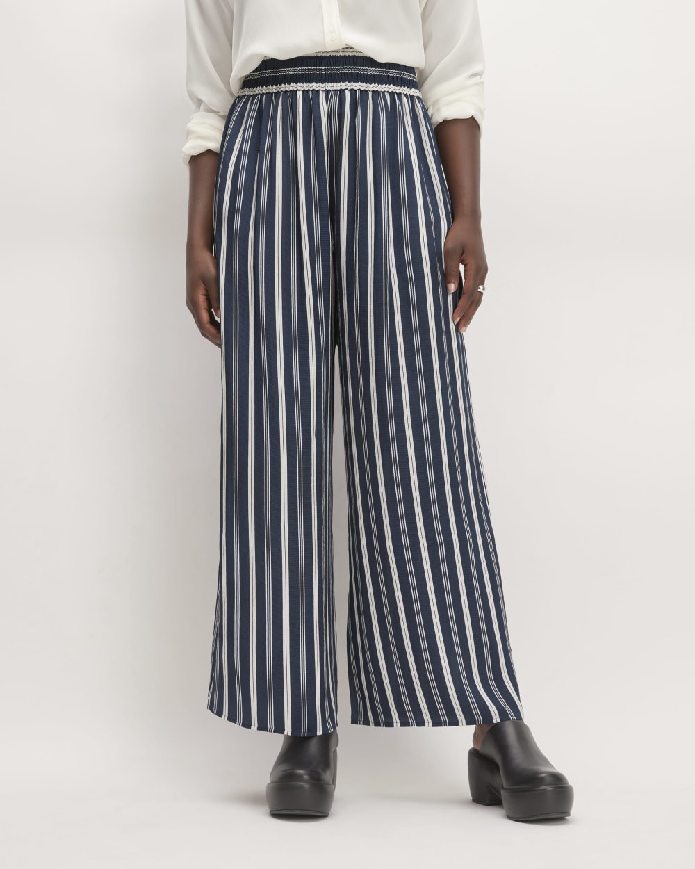The Satin Pull-On Pant |  Navy / Bone