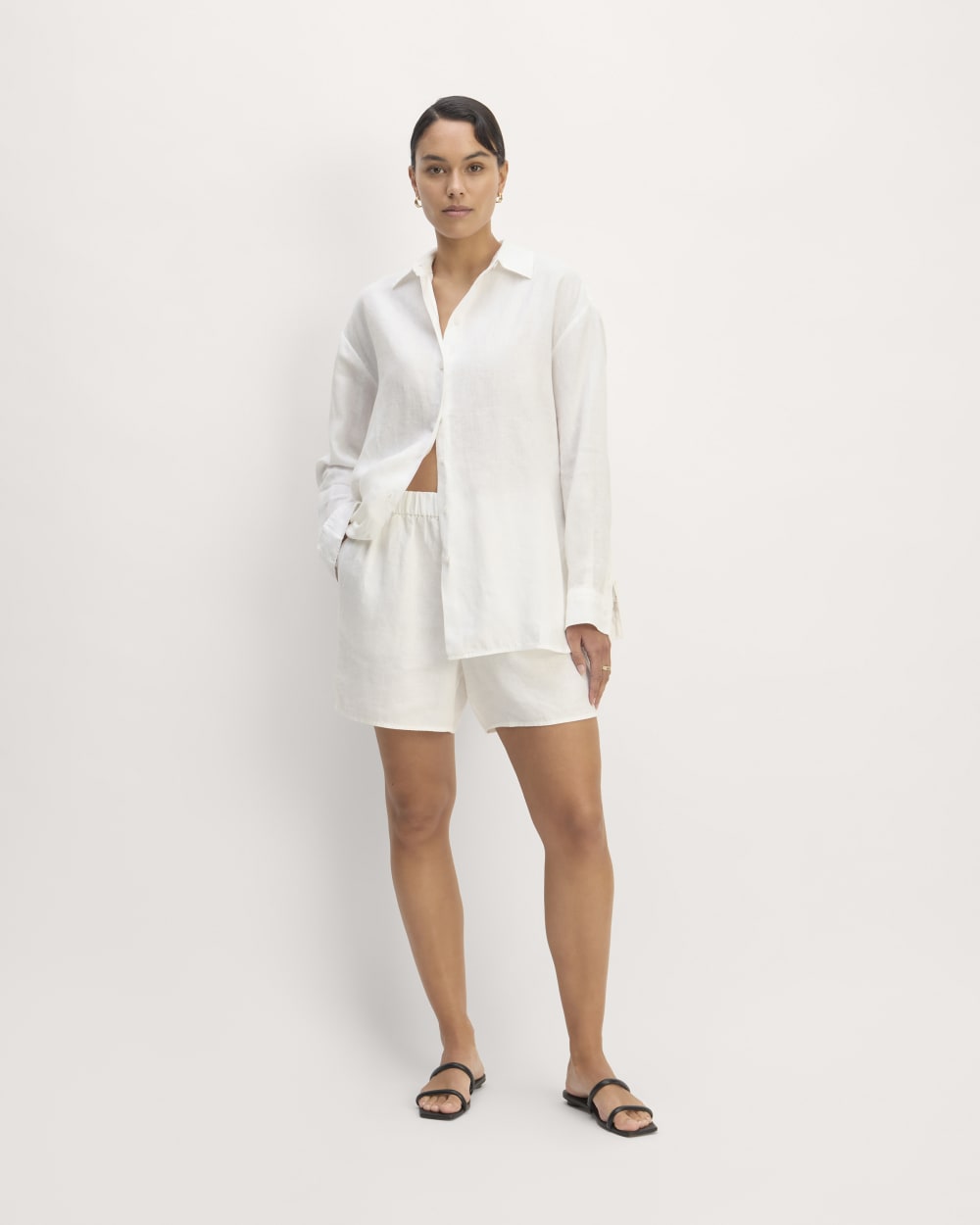 The Linen Easy Short | White