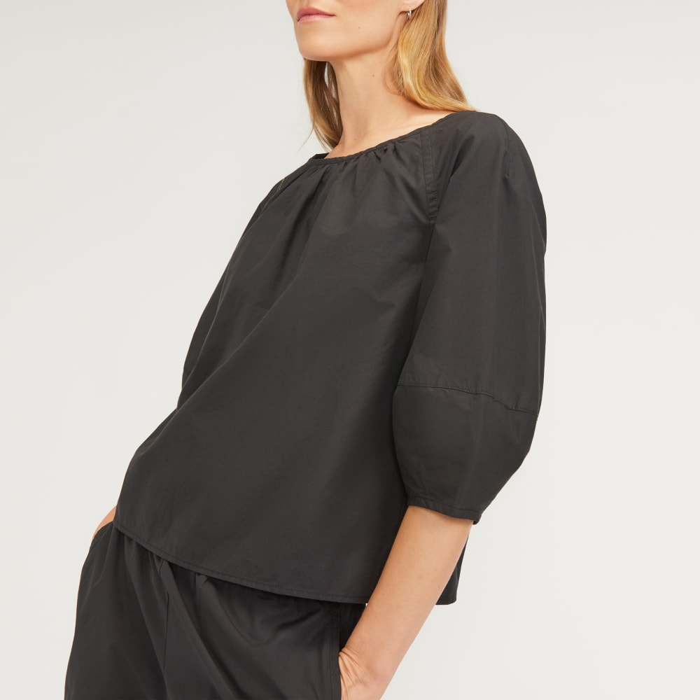 The Poplin Scoop-Neck Top | Black