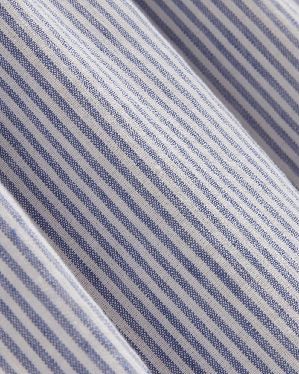 The Flutter-Sleeve Dress in Stretch Linen | White / Dutch Blue