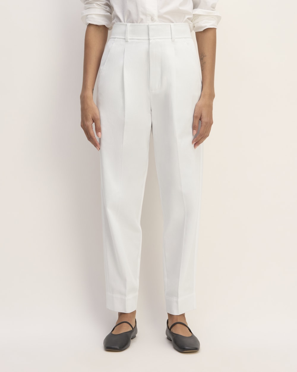 The Draper Tapered Pant in Buttersmooth | White
